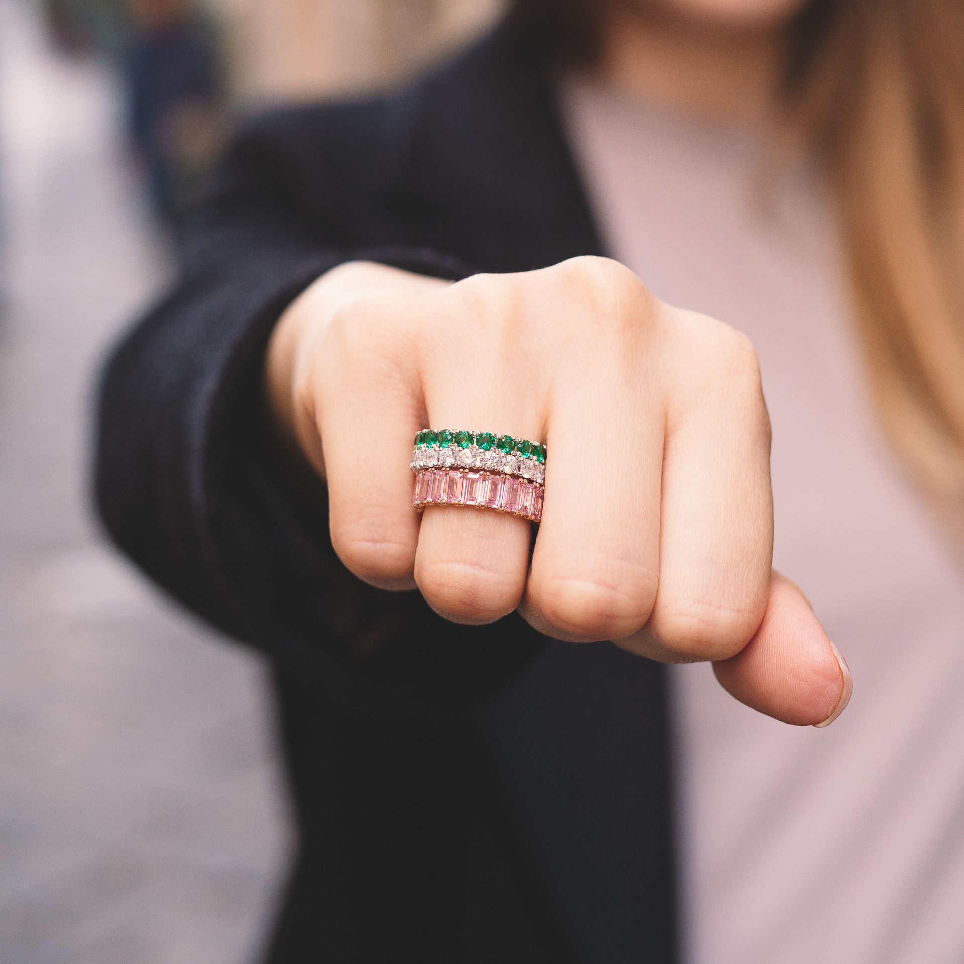 Anello Eternity Diamante Fancy Rosa Smeraldo A