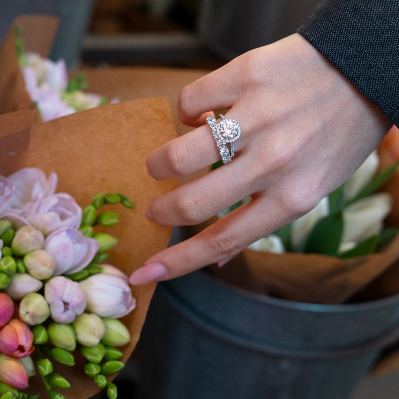 Anello Solitario Halo 2 carati A